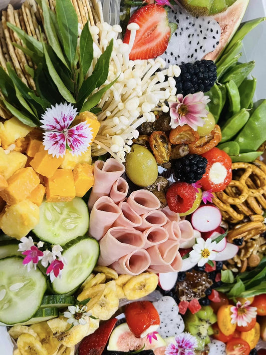 Nosh Box - Large Savoury Grazer image 0