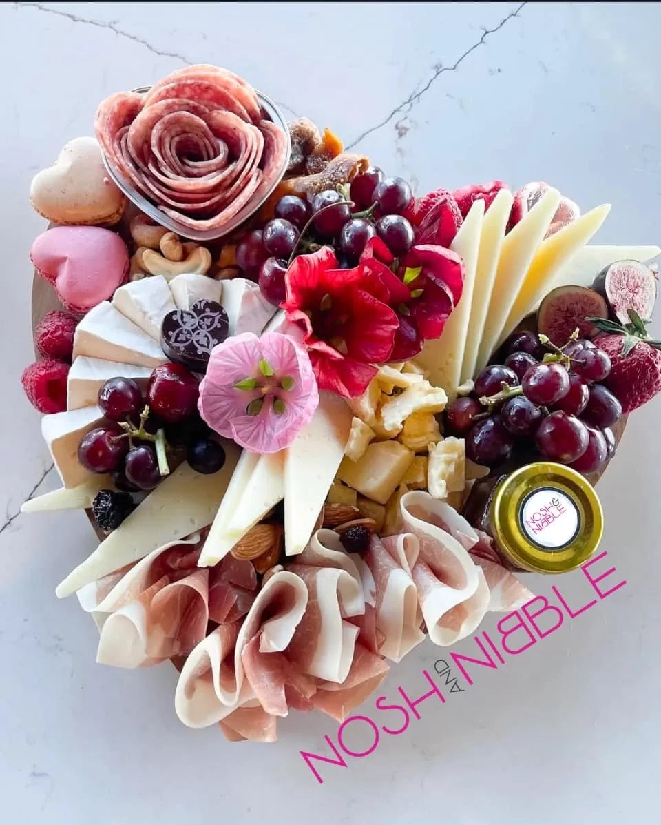 Heart platter - Sweet & Savoury image 2