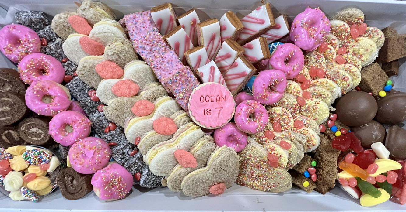 Kids Pink Mermaid/Beach Theme Grazers image 3