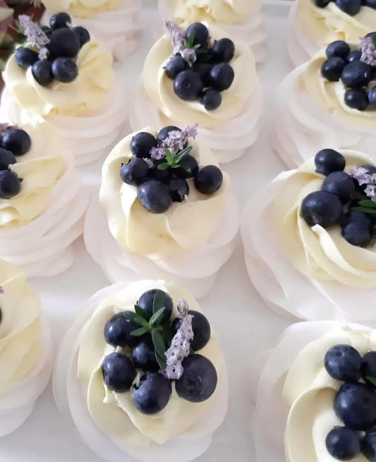 6 pack mini pavlova image 1