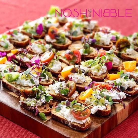 Crostini Medium image 3