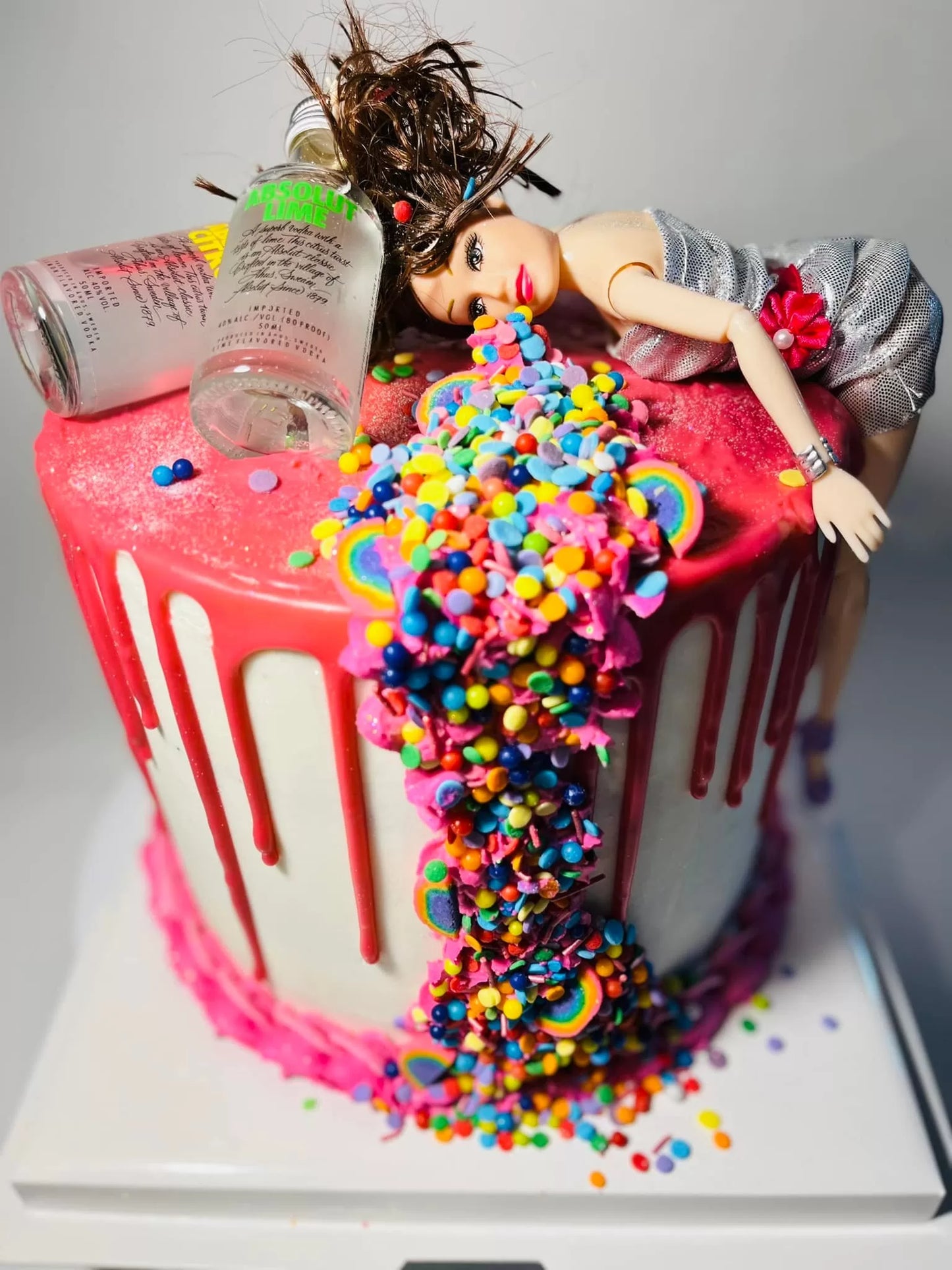 Custom Cakes image 1