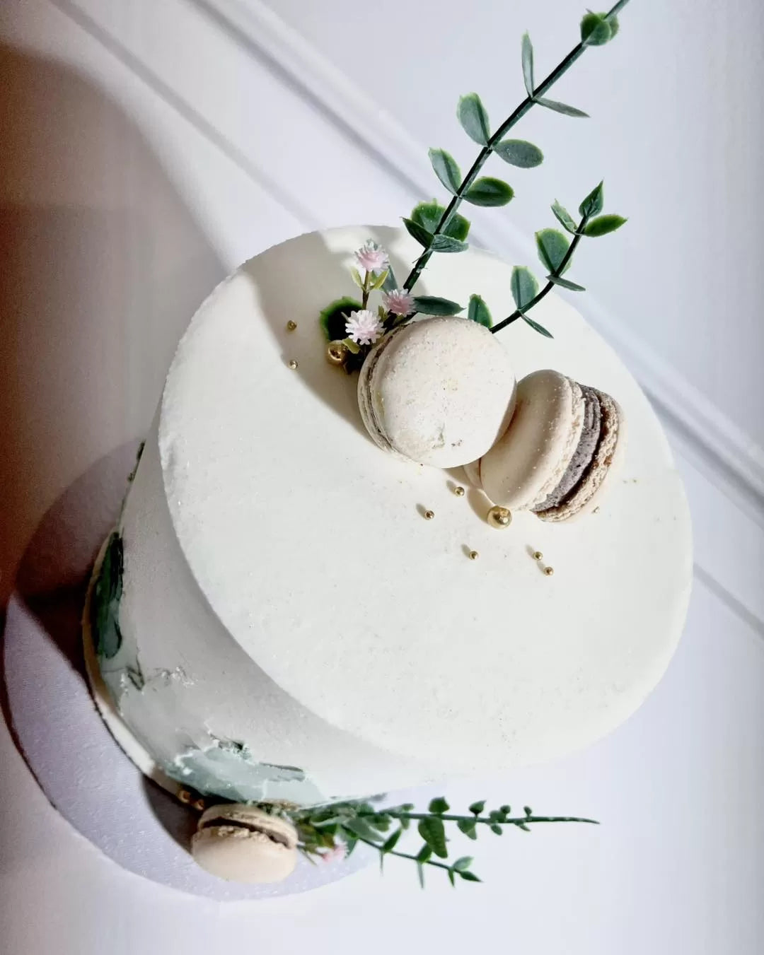 Small Smear Cake with Macs image 3