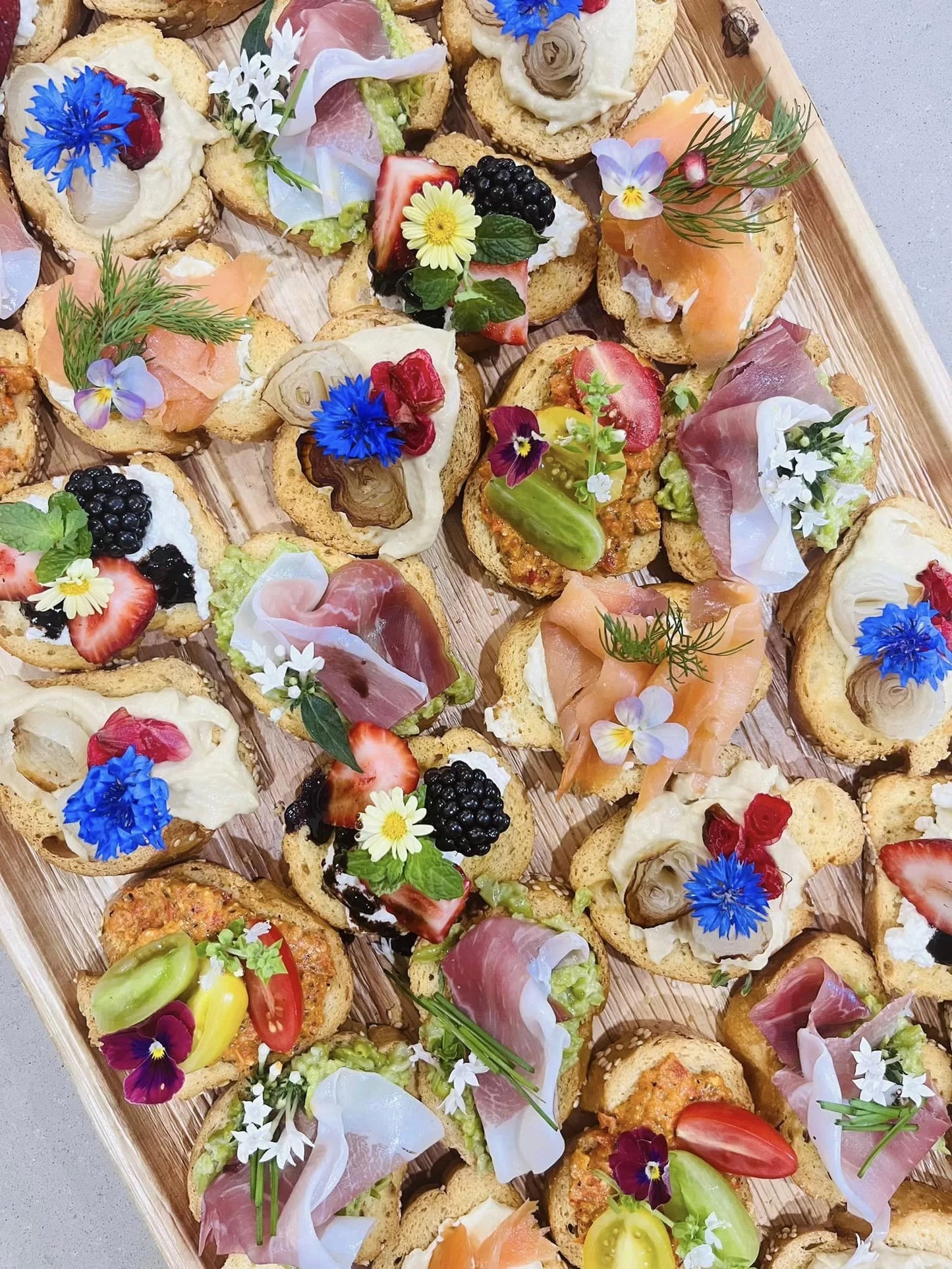 Crostini Medium image 1