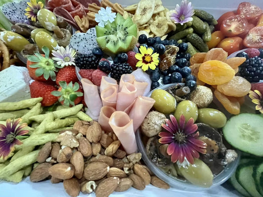 Nosh Box - Medium Savoury Grazer image 0