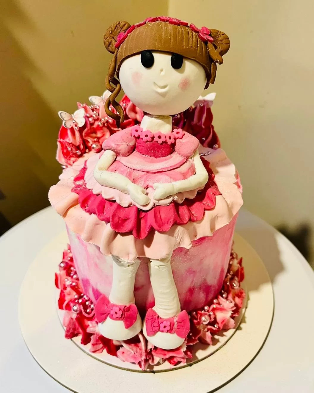 Custom Cakes image 18