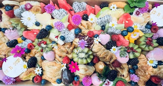 Pastry Box Grazer - Medium image 0