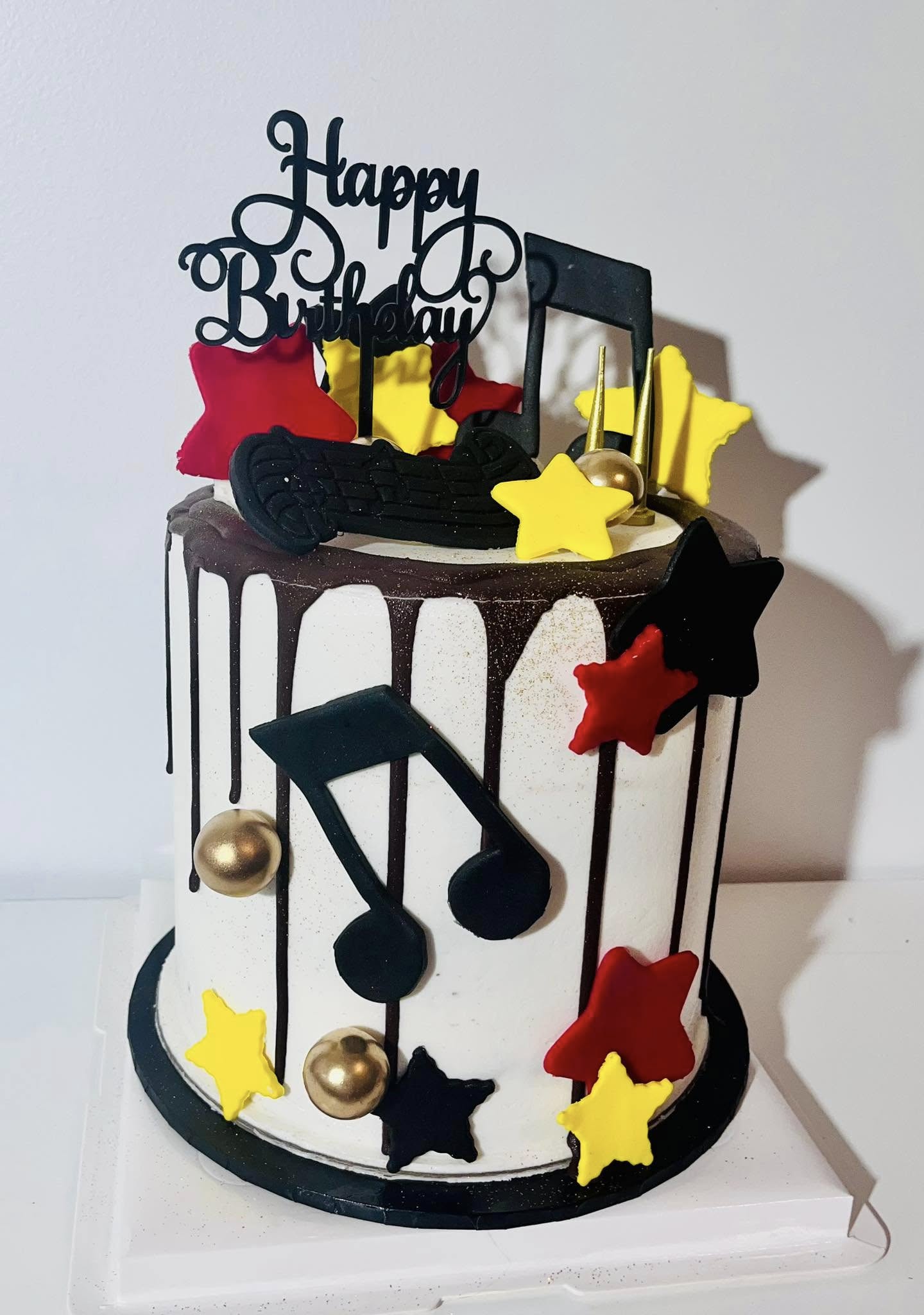Custom Cakes