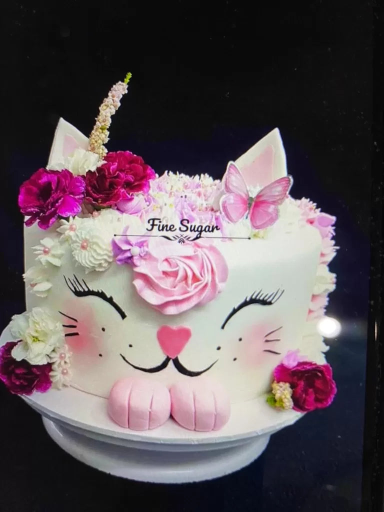 Custom Cakes image 16
