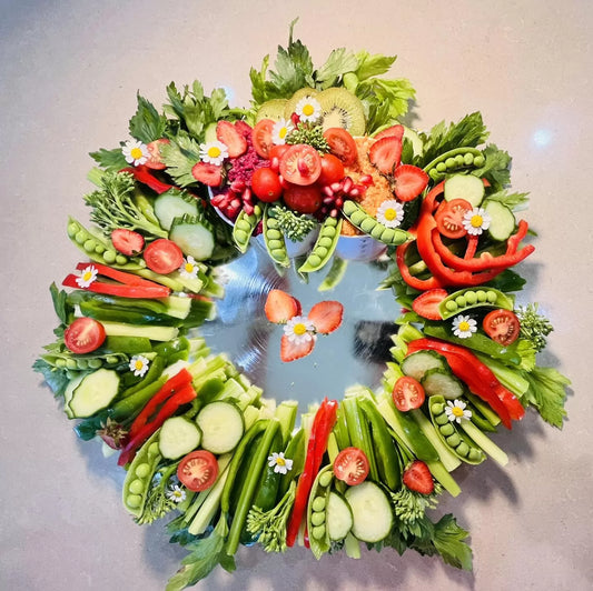 Crudite & Dips Wreath image 0