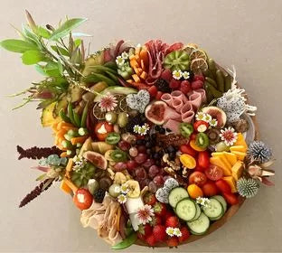 Nosh Queen Medium image 5