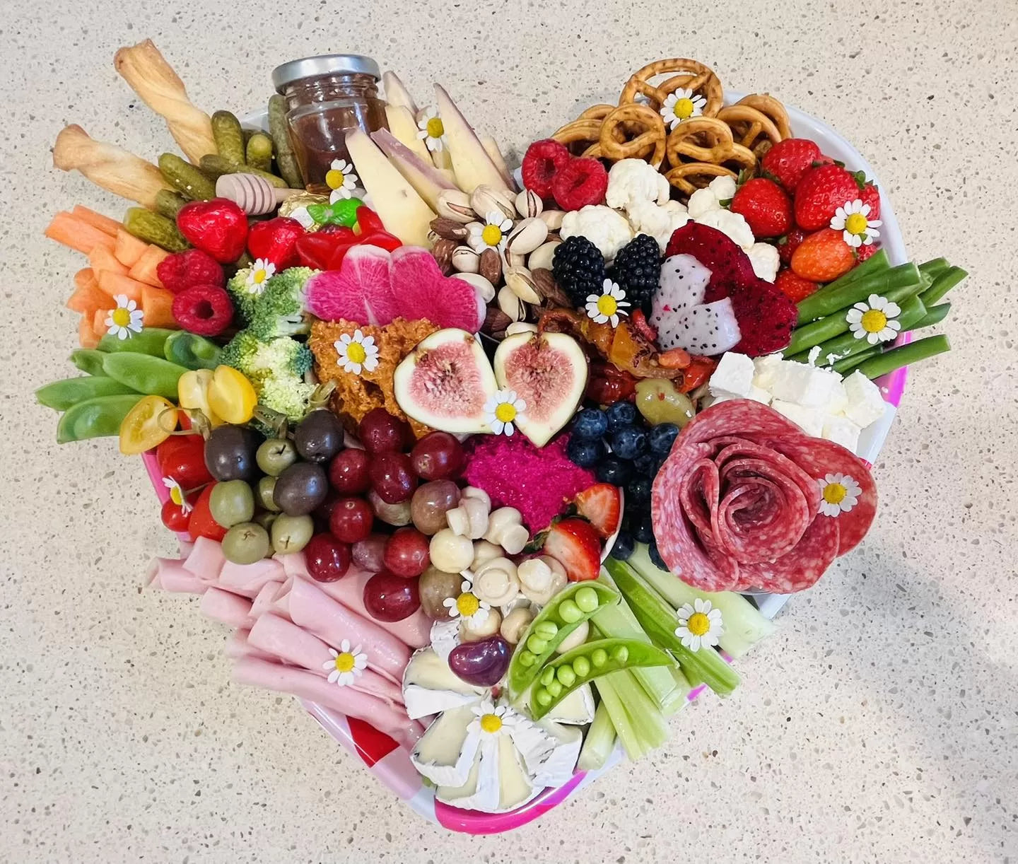 Heart platter - Sweet & Savoury image 4