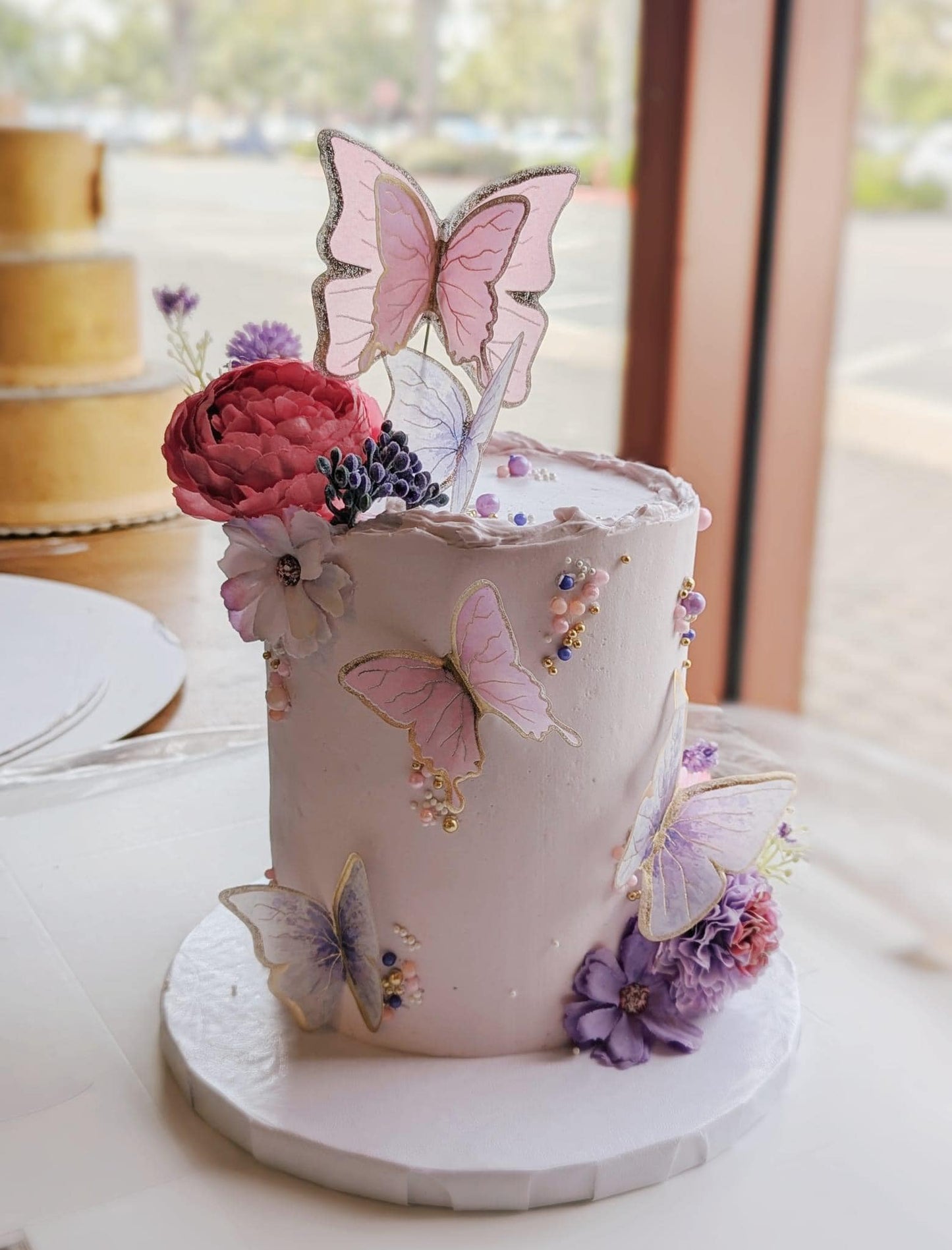 Custom Cakes