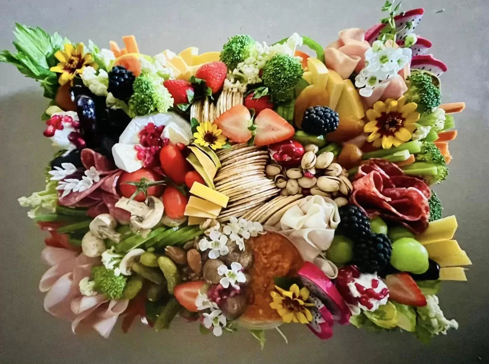 Nosh Queen Medium image 0