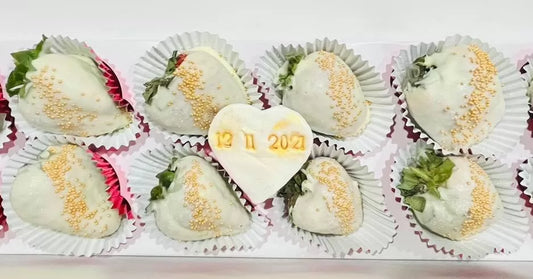 chocolate coated strawberries image 1