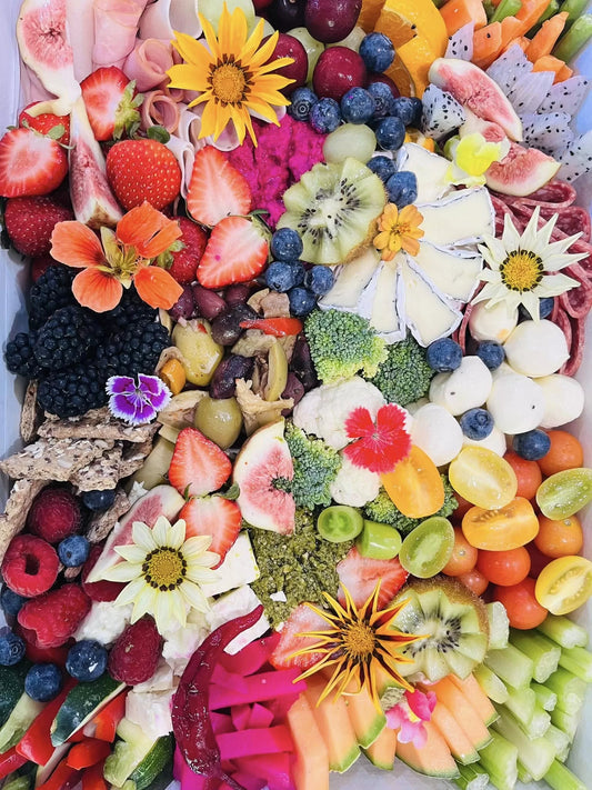 Nosh Box -Medium Vegetarian Grazer image 0