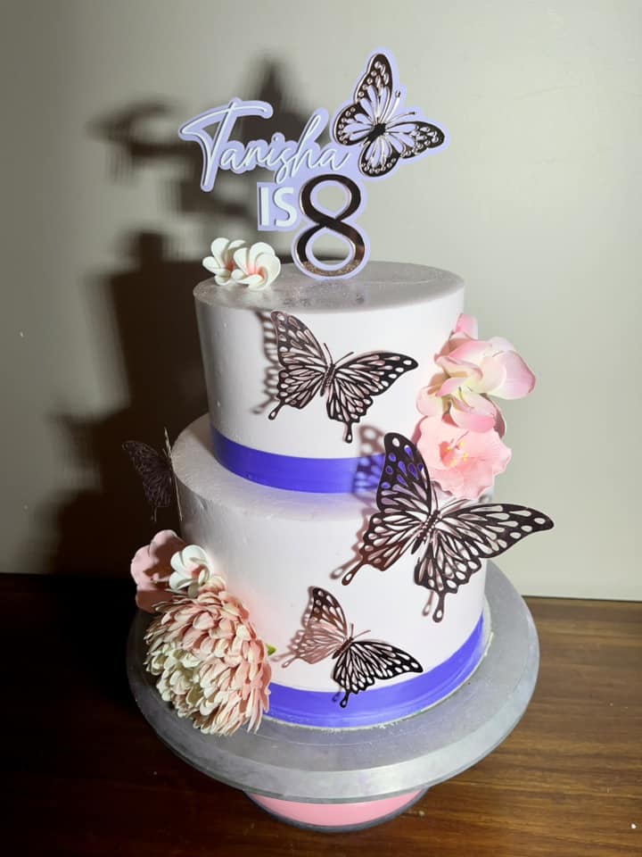 Custom Cakes