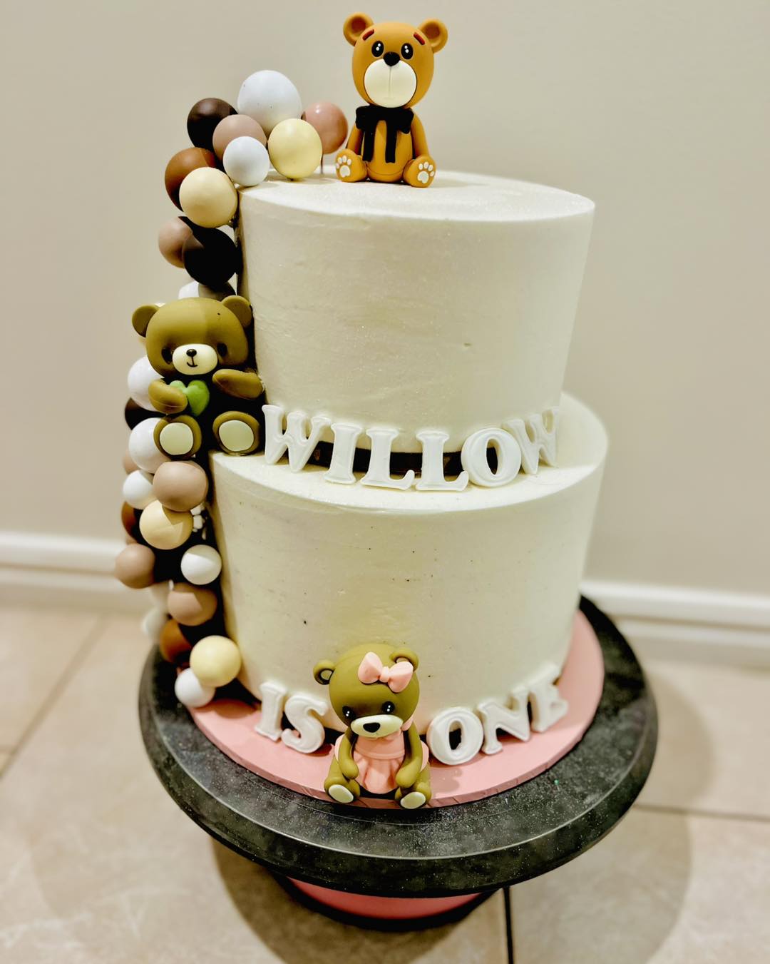 Custom Cakes