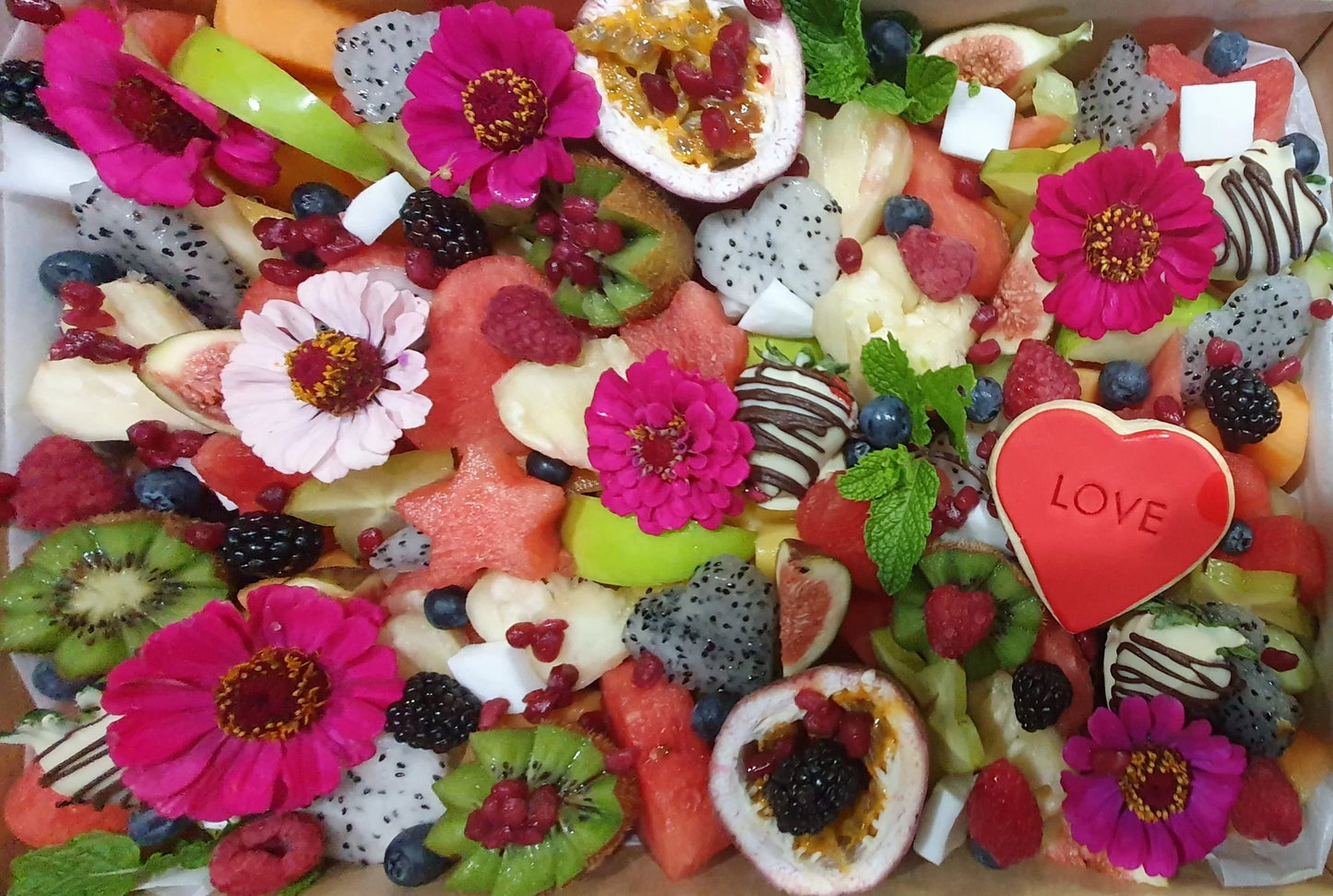 Fruit Feast Box Grazer - Small image 10