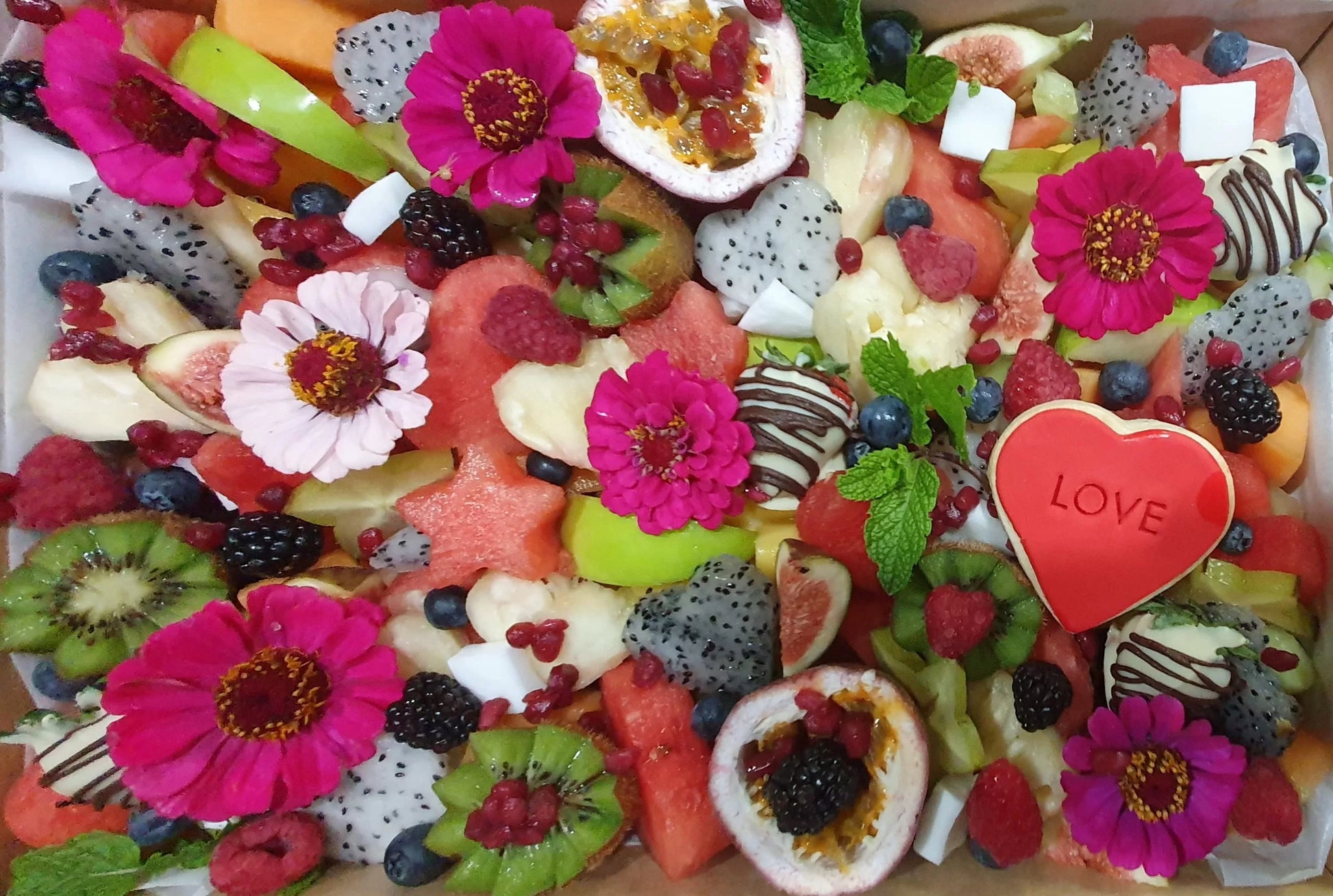 Fruit Feast Box Grazer - Small image 10