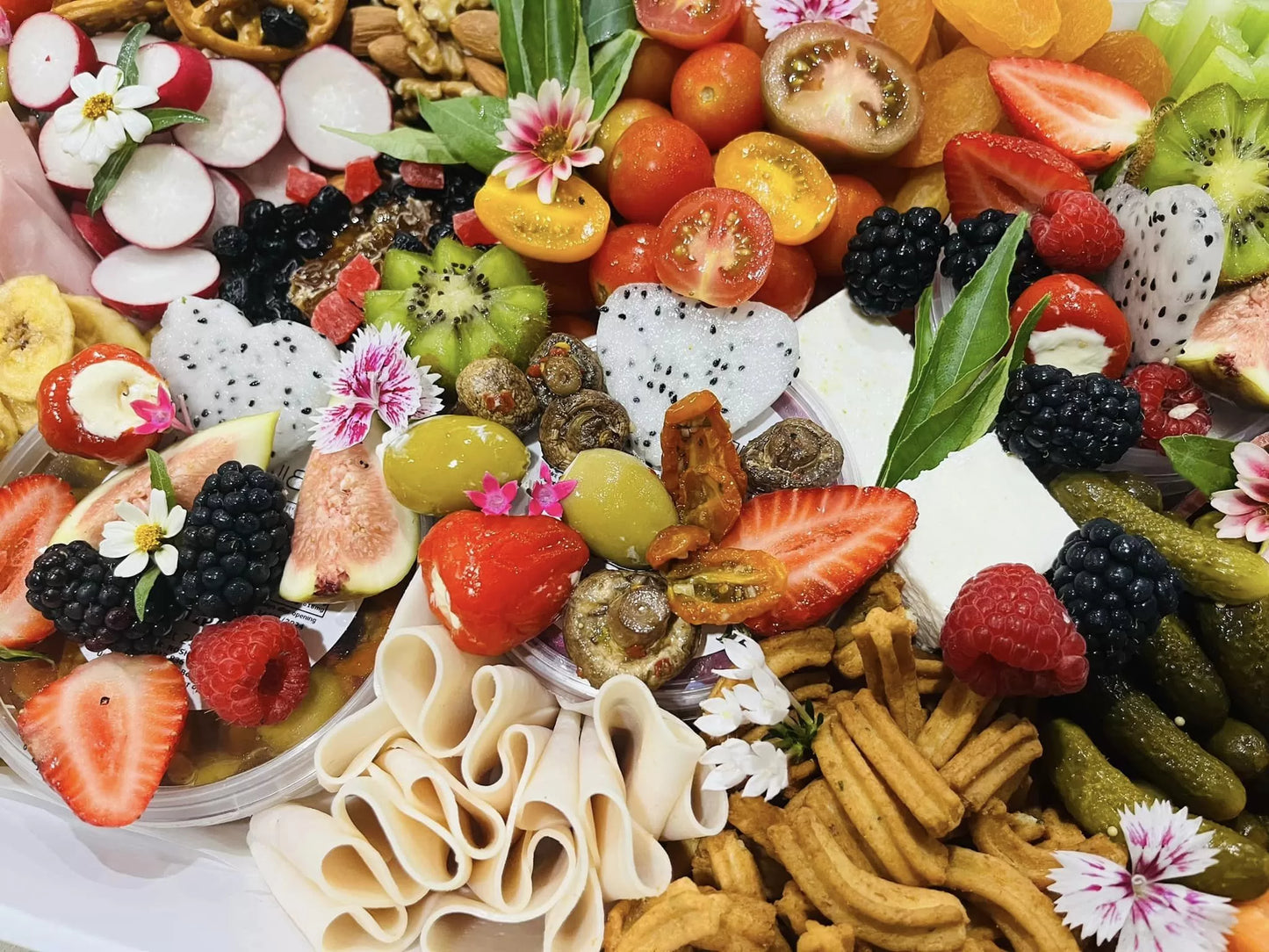 Nosh Box - Large Savoury Grazer image 9