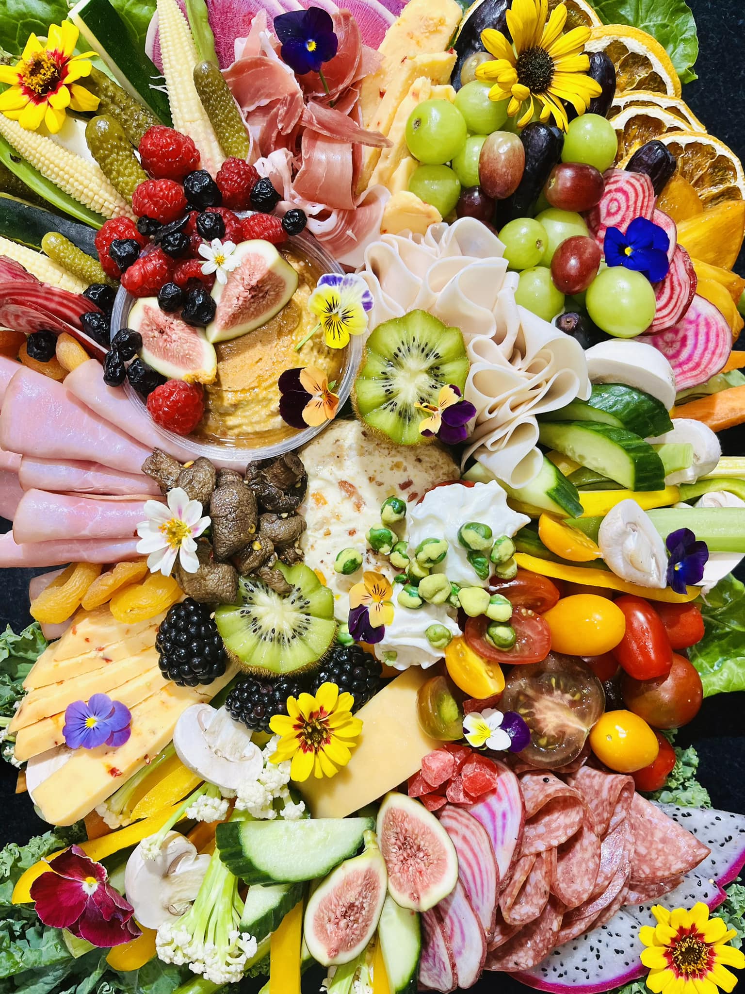 Crudite & Dips Medium Platter image 6