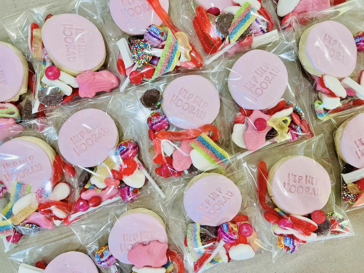 Kids themed grazing board – Peppa Pig