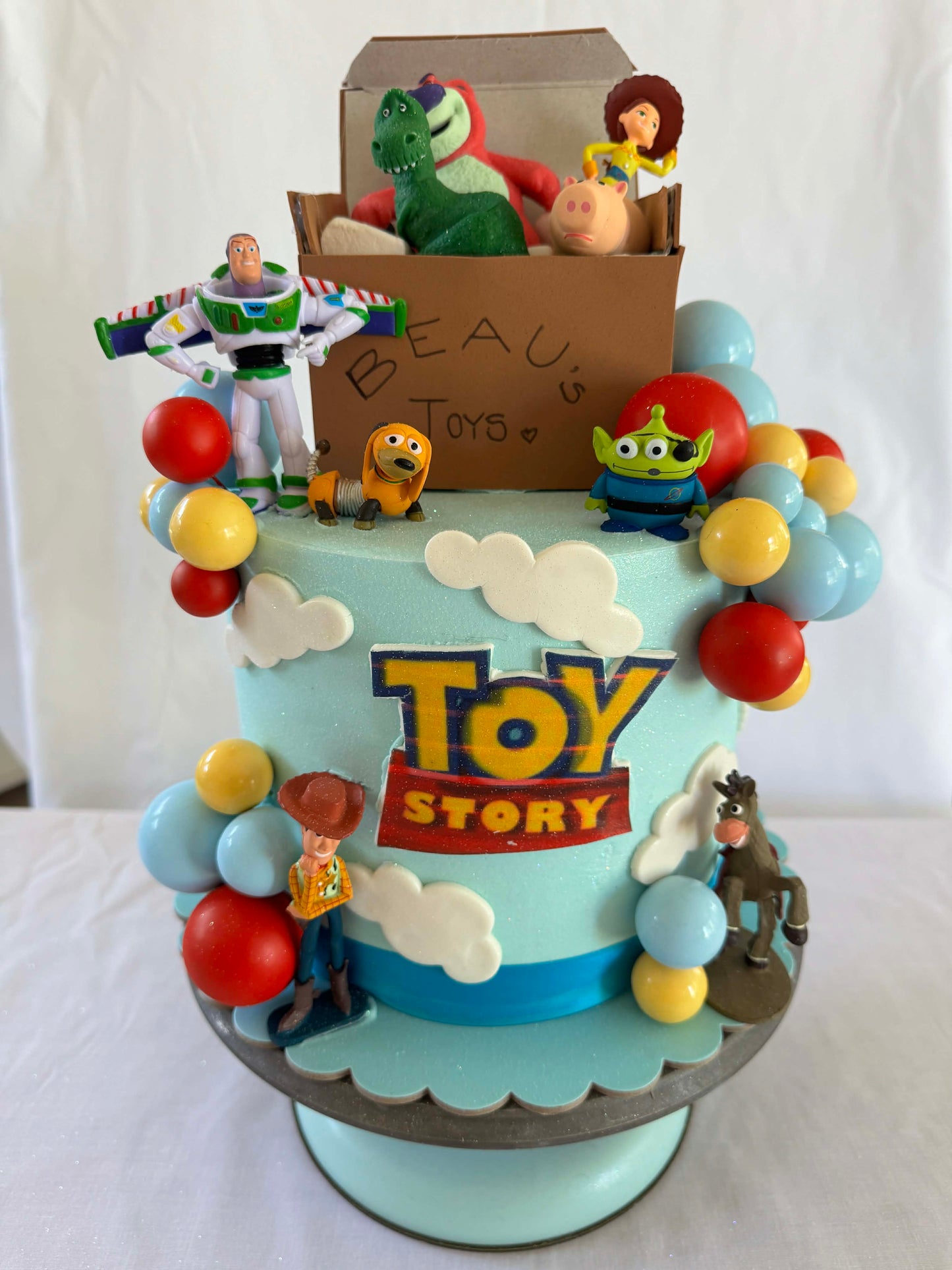 Custom Cakes