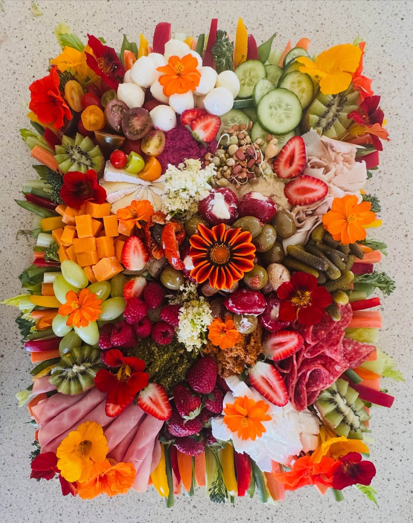 Queen of the Nosh Large